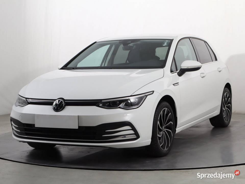 VW Golf 15 TSI światła LED Volkswagen Katowice