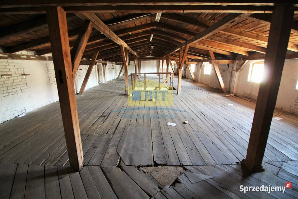 Obszerny lokal w Wałczu w lokalizacji 312.9m2