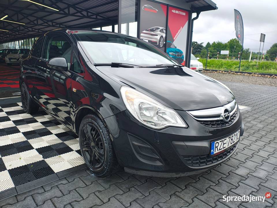 Opel Corsa 12 Benzyna Niski przebieg lakier metallic Zarszyn