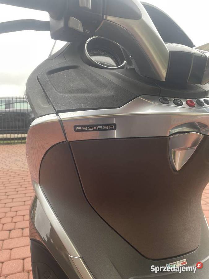 Piaggio X10 bezwypadkowy Toruń