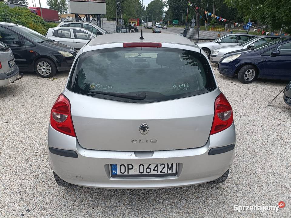 Renault Clio 3 ekonomiczny 12 z klimatyzacją manualna Kłodzko