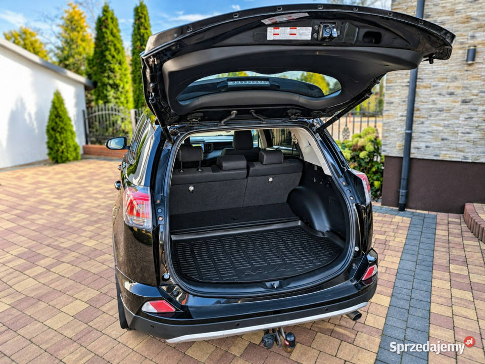 Toyota RAV4 IV 2012 Sadlno