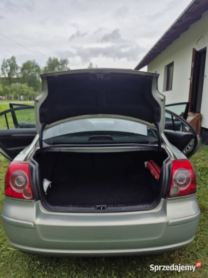 Toyota Avensis T25 Krosno