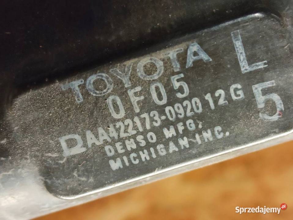 Chłodnica Wody Toyota Tundra 57 4x4 2007 Pleszew
