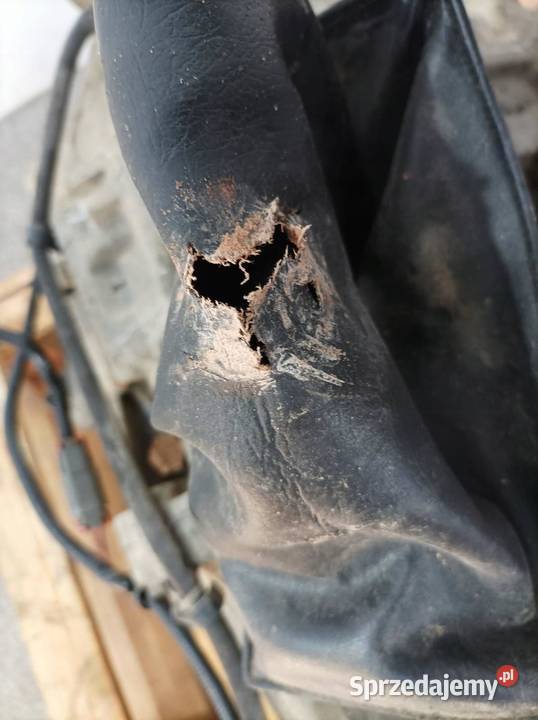 SKRZYNIA BIEGÓW KOMPLETNA REDUKTOR 32131G2342 27 osobowe