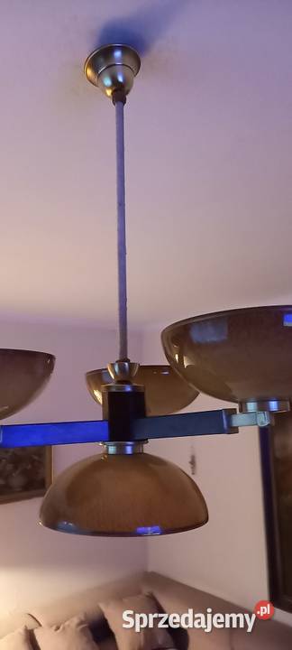 Trzyramienny żyrandol z kloszami w stylu Art Skierniewice