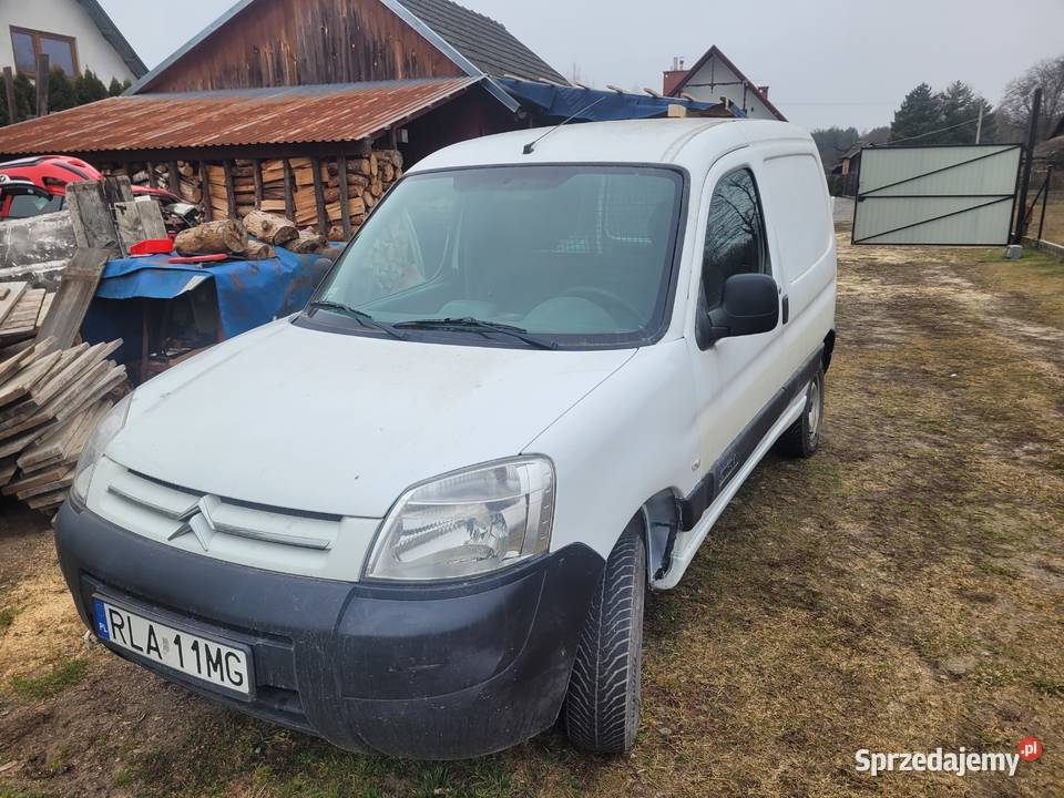 Sprzedam citroena berlingo 14 benzyna 2007r Żołynia