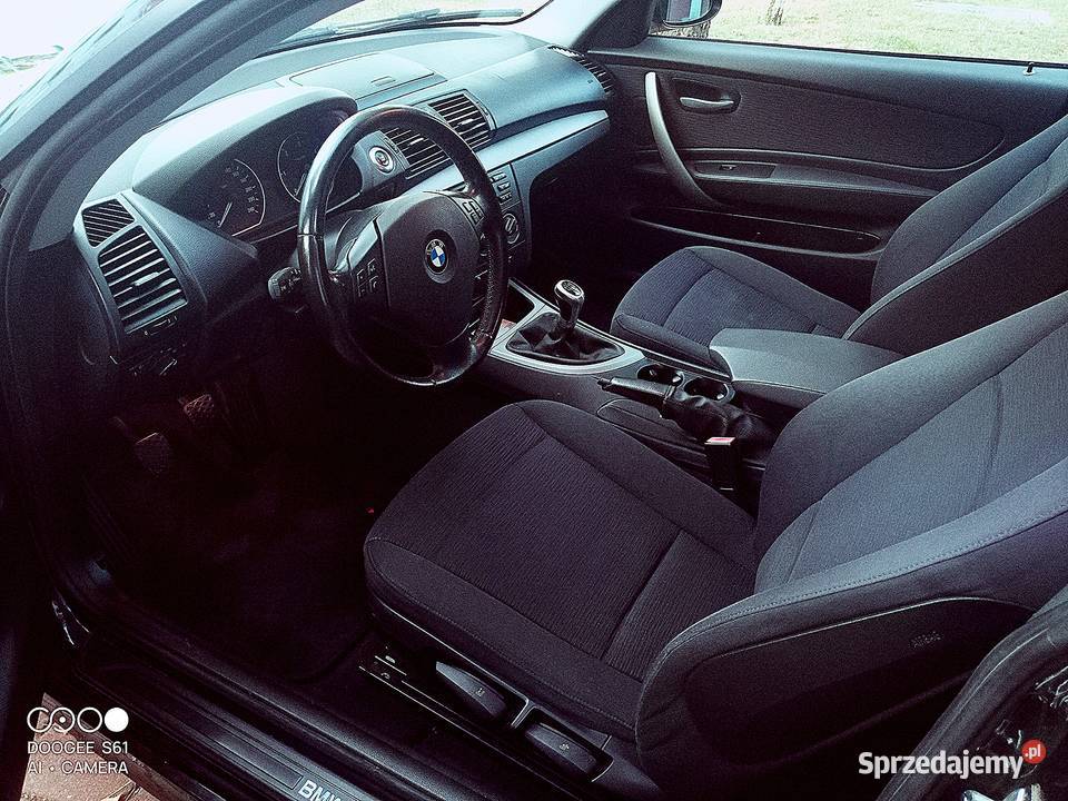 BMW seria 1 model e87 20d manualna Warszawa