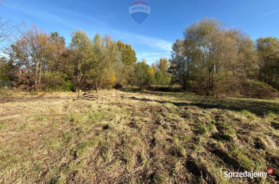 Słomniki działka budowlana z mediami 1977 ar