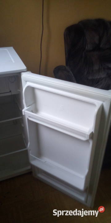 Sprzedam lodówkę używana marki Bomann Sosnowiec