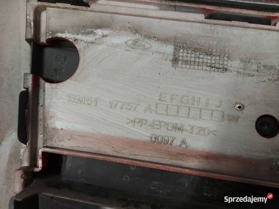 FORD FOCUS MK3 III zderzak przód BM5117757A Kielce