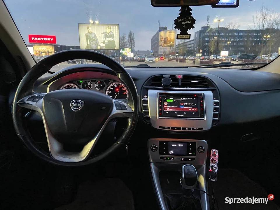 Lancia Delta 14 III Tjet 150 fajne wyposażenie elektrochrom. lusterka boczne Warszawa sprzedam