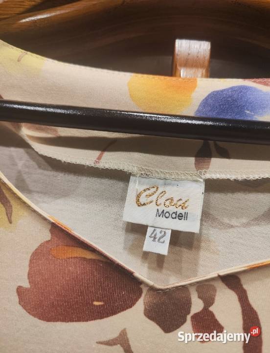 Letnia bluzeczka w kwiaty Clou Modell 42 Legnica