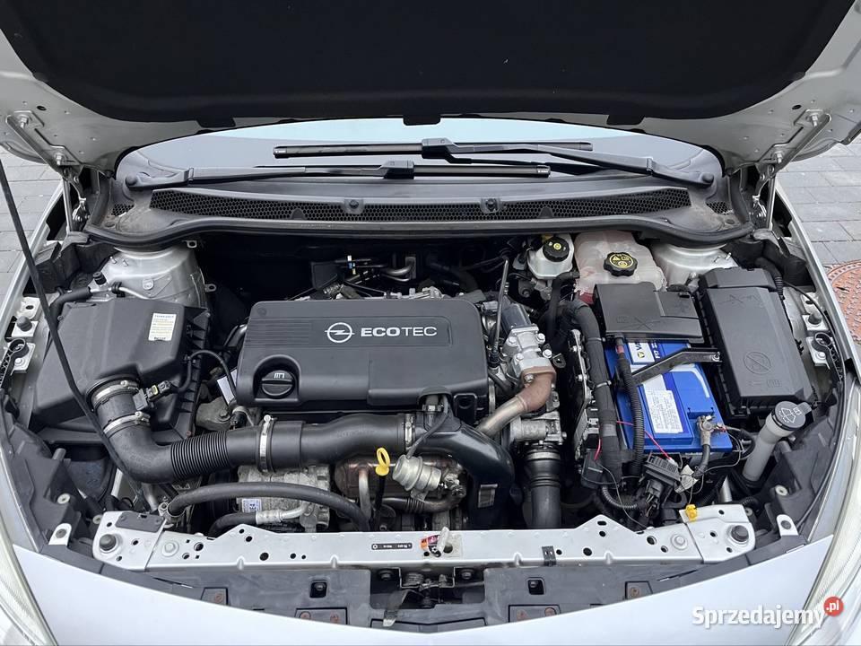 Opel Astra J 17 CDTI 2012 Radom