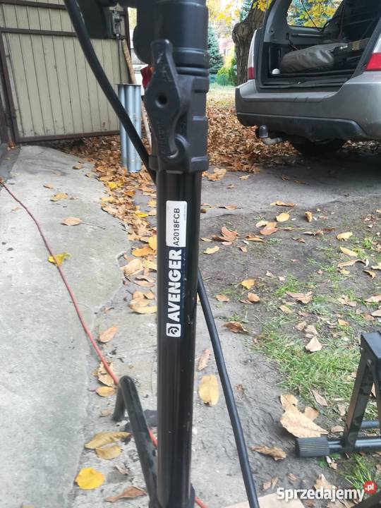 SSTATYWY AVENGERSLAMPY SHOWTEC STAGOBEN MK II Łódź