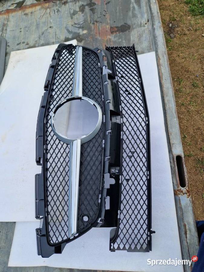 Mercedes SLK W172 Grill Atrapa Chrom ORG PDC osobowe podkarpackie Mielec sprzedam