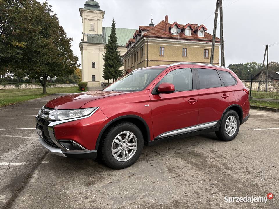 Salon BezwypKlima kamera cofaniaZadbany przyciemniane szyby