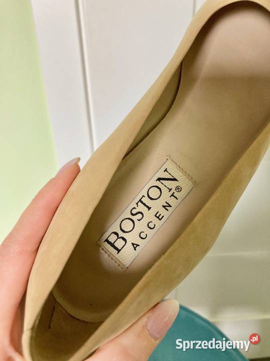 Nowe skórzane beżowe nubukowe buty Boston Accent podkarpackie Nisko