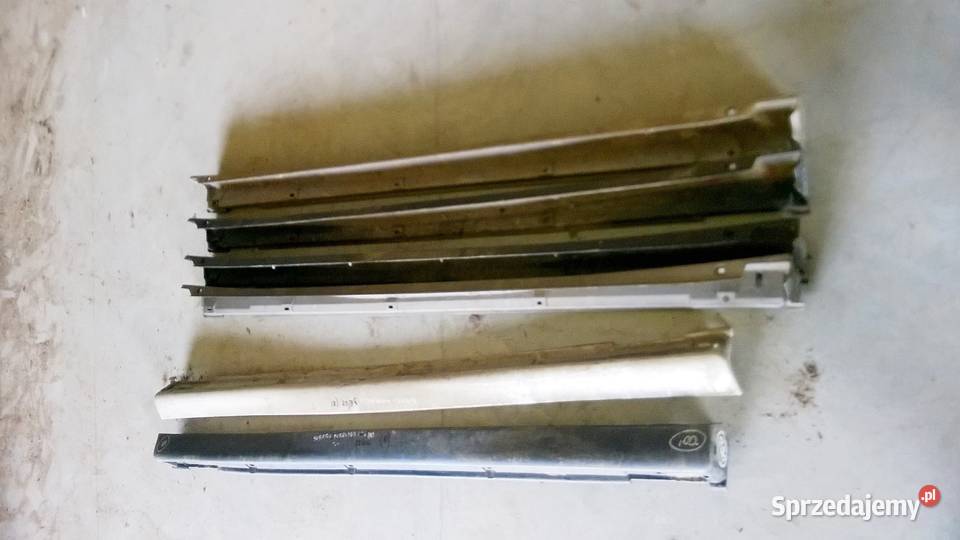 SUBARU FORESTER 1998 2001 LISTWA PROGOWA PRAWA Wrocław