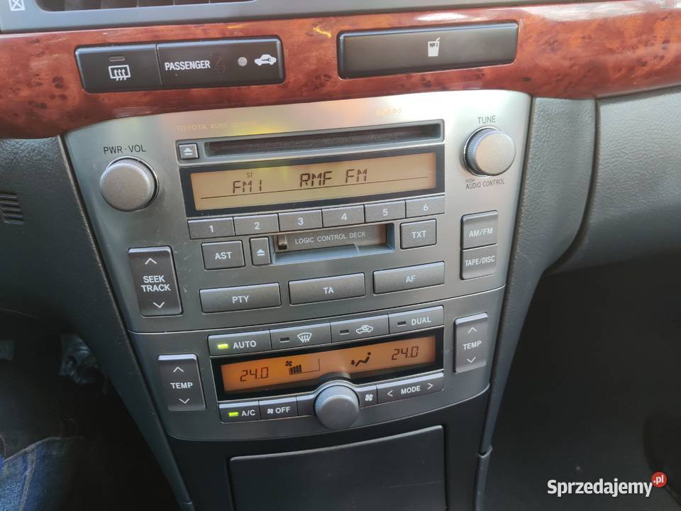 Toyota Avensis 20 Benzyna T25 łódzkie Działoszyn