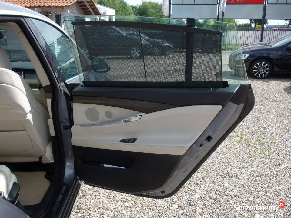 BMW 530 BMW 530 xDrive GT F10 20092017 isofix BMW Słupsk