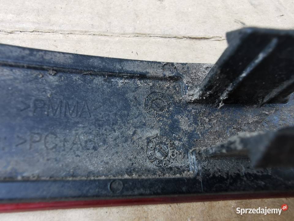 Odblask zderzaka tył tylny prawy rh audi a4 b9 osobowe Sieraków sprzedam