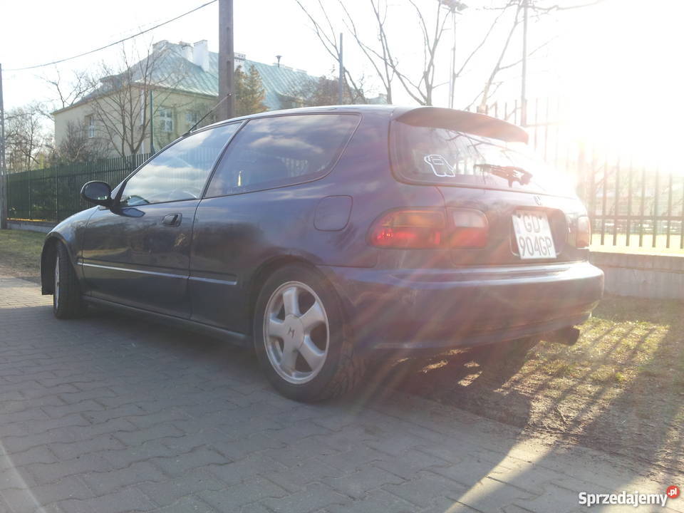 Honda civic 95r 15 138 benzyna