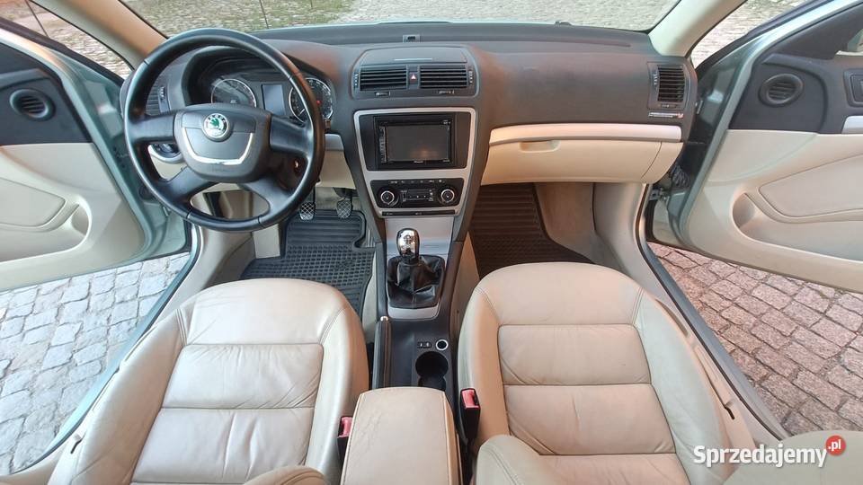 SKODA octavia 2 Lift 16 TDI KremSKÓRY Navi2din tuner TV