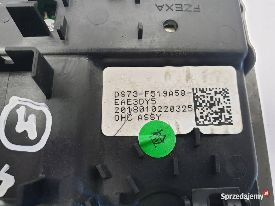 Ford F150 LAMPKA OŚWIETLENIA WNĘTRZA kabiny Rudka