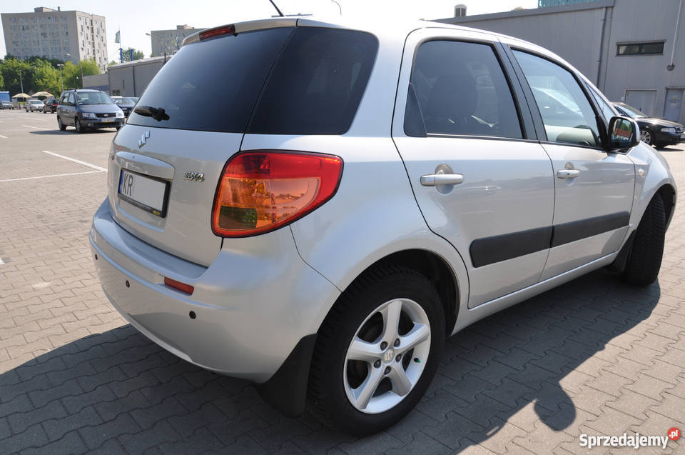 SUZUKI SX4 2WD 16 107 benzyna 1 wł salon Kraków