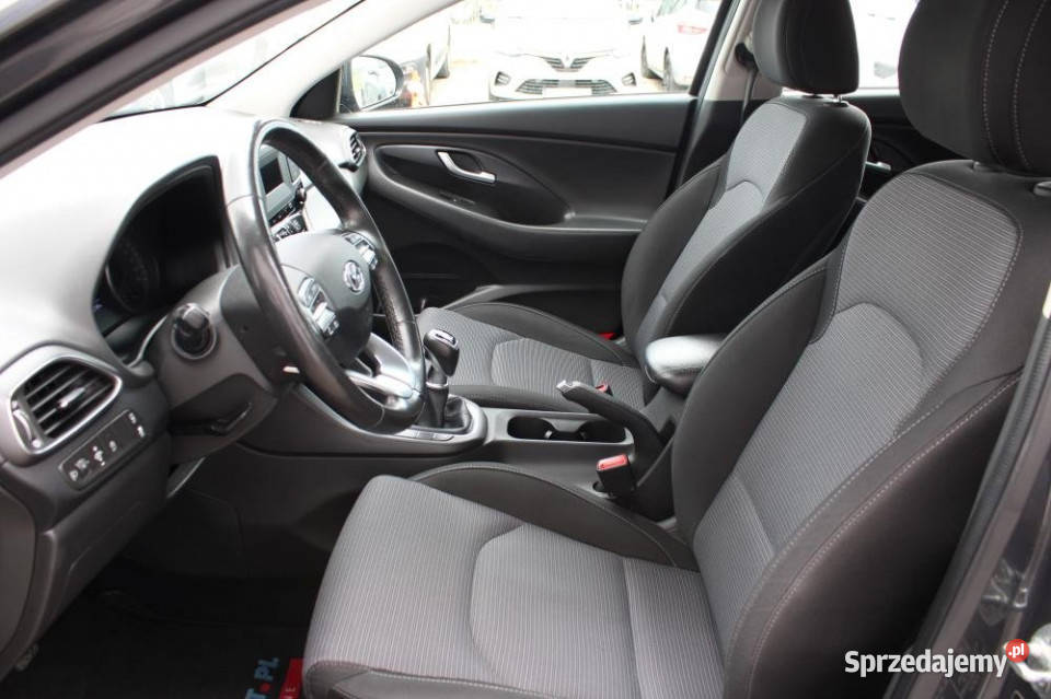 HYUNDAI i30 2022r Czujniki tył BT As Pasa Gdańsk