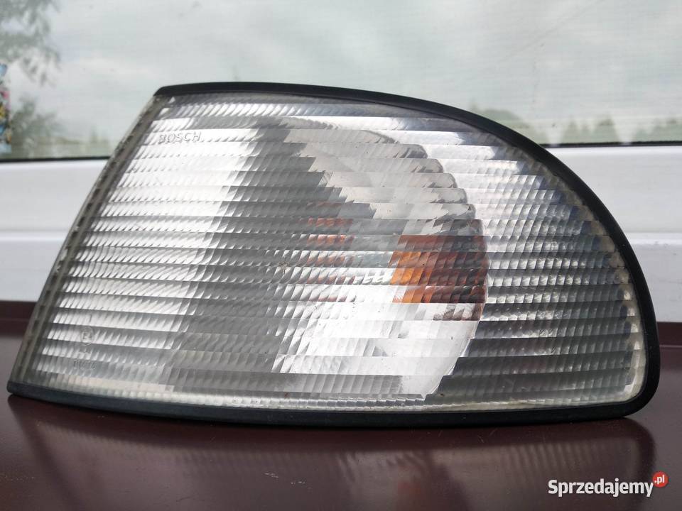 Audi A4 B5 kierunkowskaz kierunek migacz lewy osobowe Sieradz