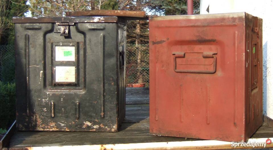 SKRZYNKA POJEMNIK MAGAZYNOWY METALOWY ZAMYKANY Inowrocław sprzedam