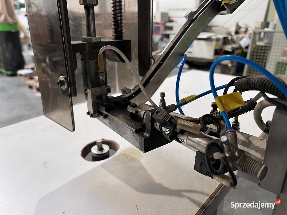 Hydrauliczna nitownica do nabijania nitonakrętek Juszczyn