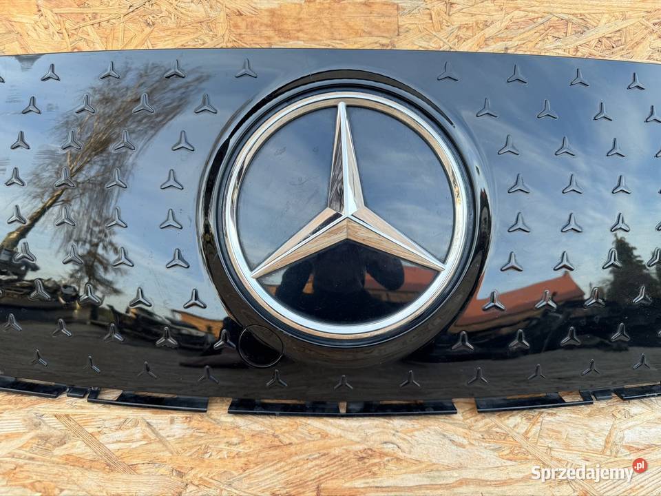 Grill atrapa chłodnicy Eqa w243 lift a2438885700 Międzychód