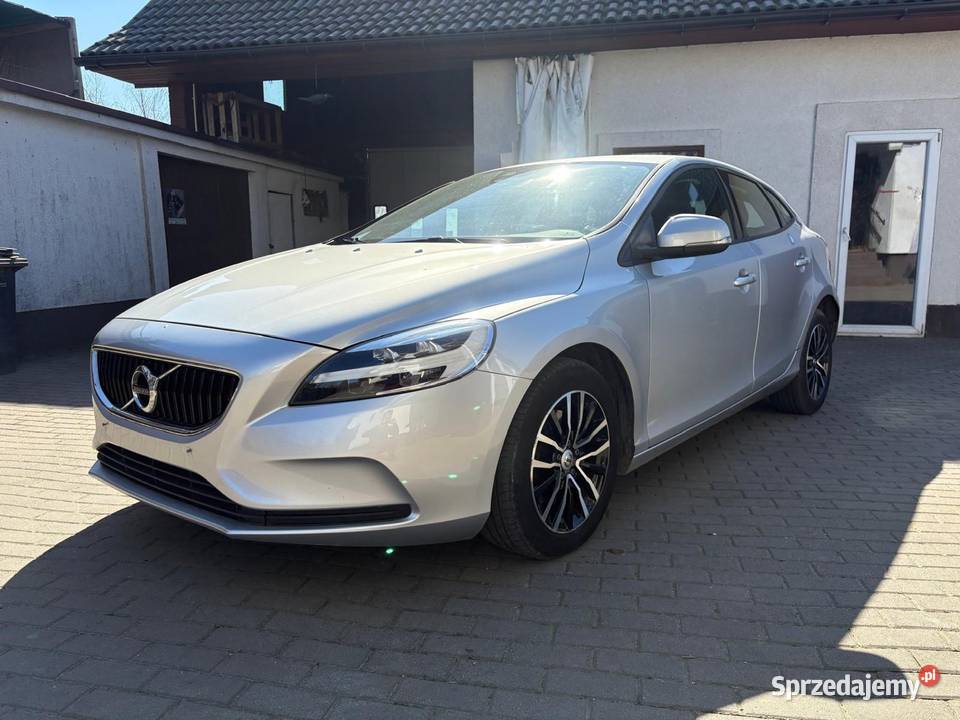 Volvo V40 19 benzyna mega okazja światła do jazdy dziennej V40 wielkopolskie Opalenica