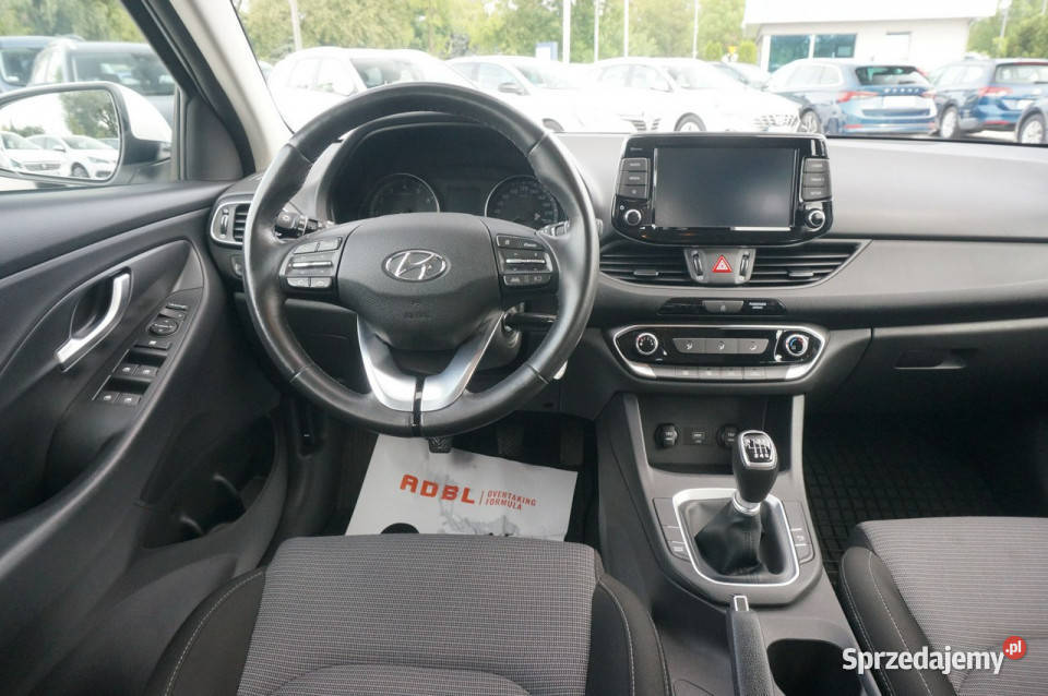Hyundai i30 15 TGDI160 Modern Salon Polska elektryczne lusterka Poznań