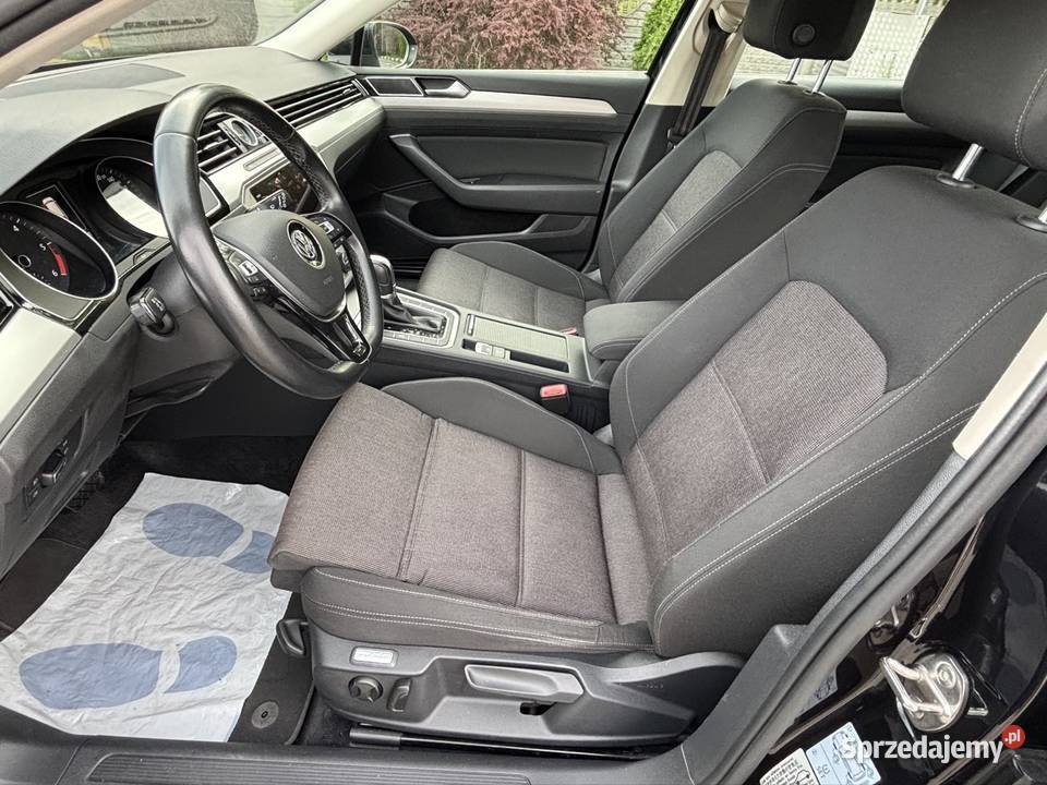 Volkswagen Passat B8 20 TDI Ładny Zadbany Rok produkcji 2017 Dobrzyków