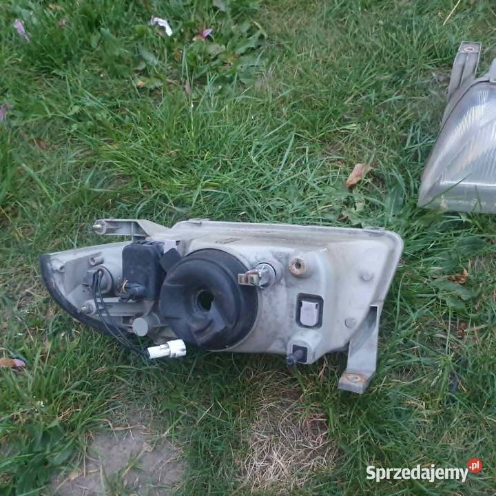 Lampa przednia reflektor prawy lewy lewa Suzuki Kraków
