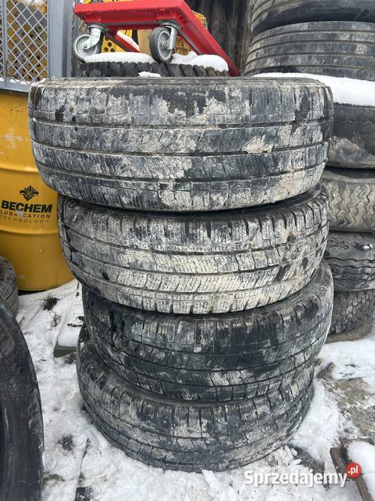 Komplet opon KLEBER 22565r 16c Kielce sprzedam