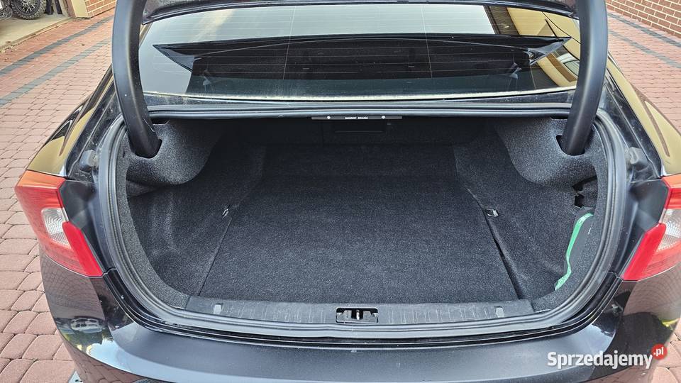 Volvo S60 16T T3 150 RDesign SUMMUM Hak Lifcie 4/5 Zarszyn