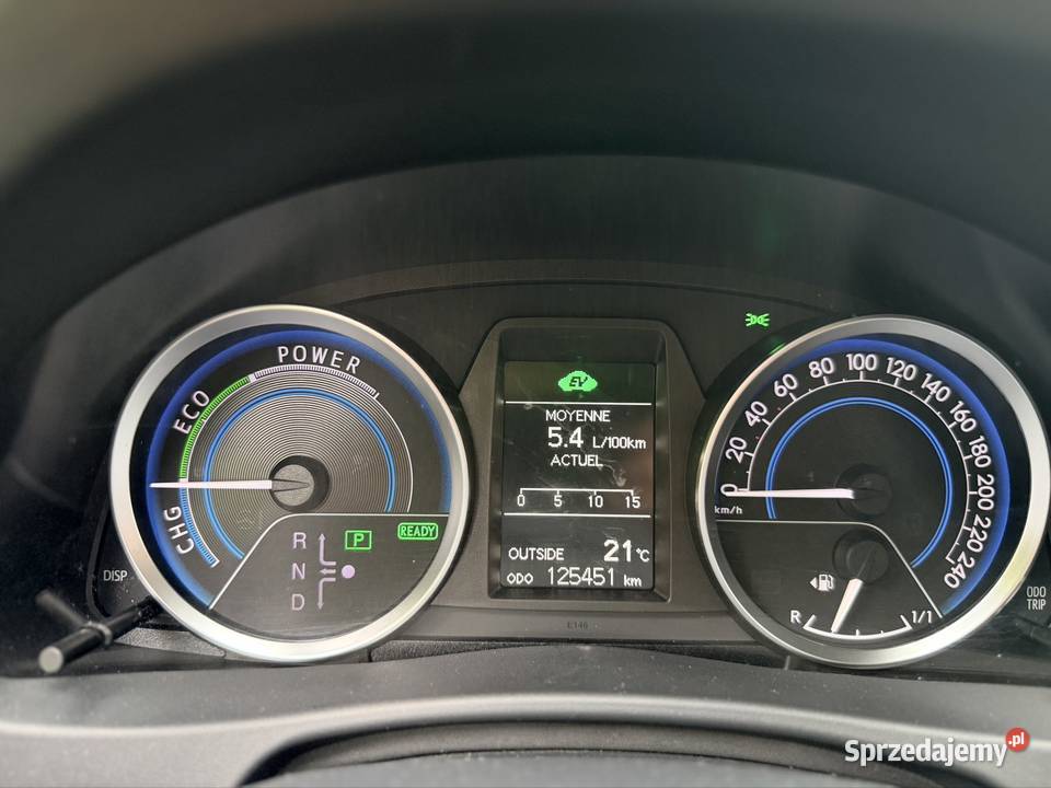 Toyota Auris Touring Sports 18 Hybrid 2014 VAT marża Kraków sprzedam
