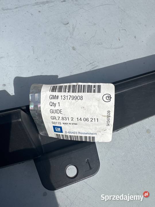 Opel Corsa D ŚLIZG ZDERZAKA ŚRODKOWY TYŁ podkarpackie