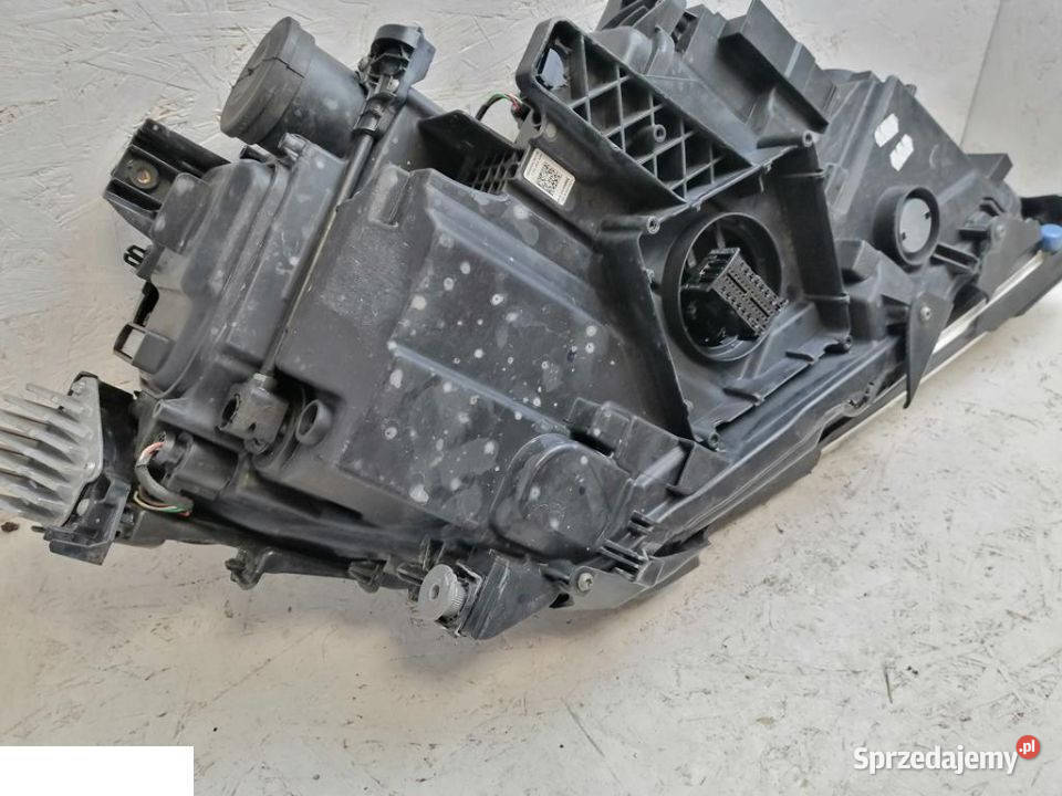 Volkswagen Arteon reflektor prawy full led lubelskie Kozubszczyzna