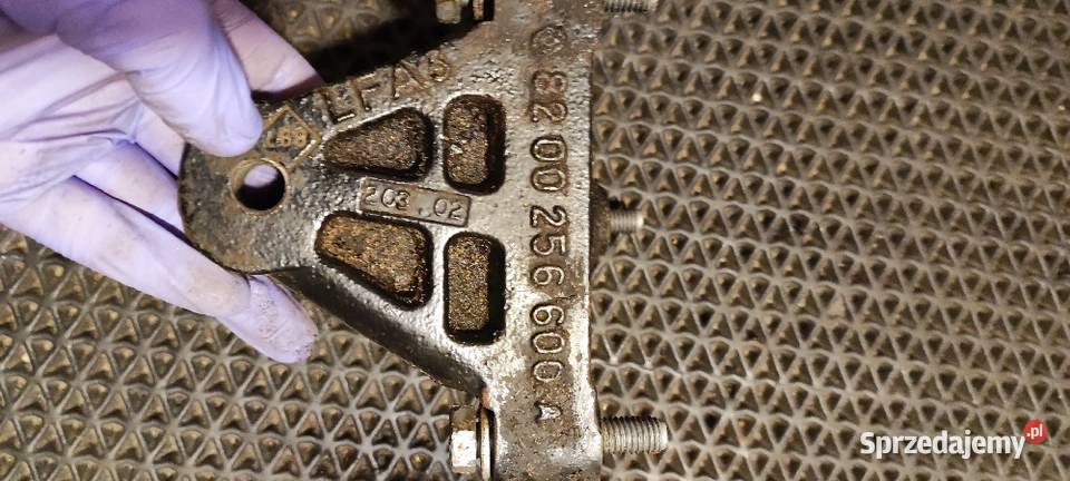 Mocowanie poduszki silnika Laguna 2 19dci Zawieszenie silnika Warszawa