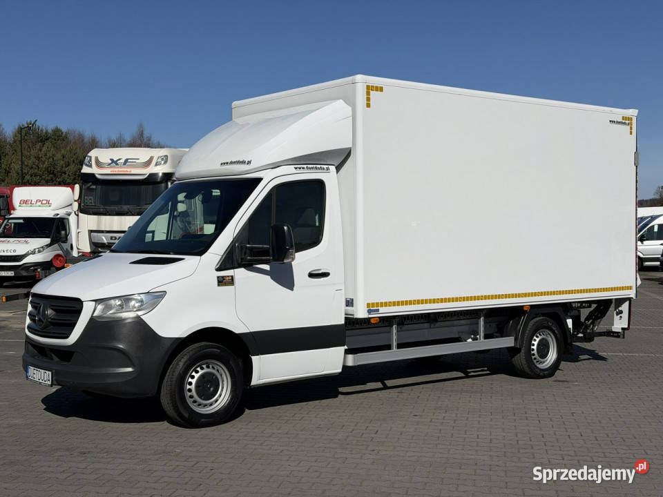 Mercedes Sprinter 319 30 V6 Kontener 8Palet kontener świętokrzyskie Widełki