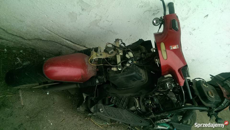 skuter zbik w całości na części uszkodzony Motoryzacja