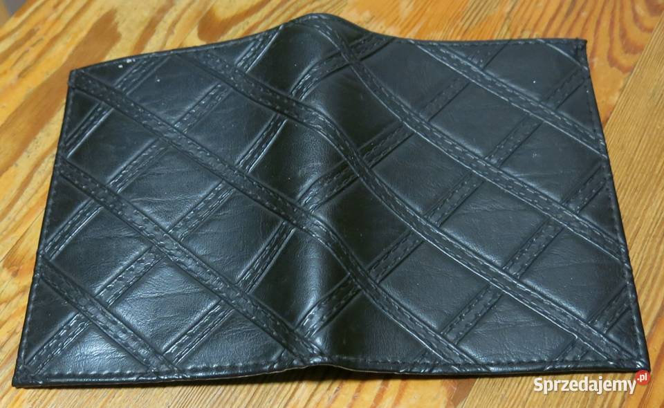 Portfelik czarny ze sztucznej skóry 19x125 Kraków