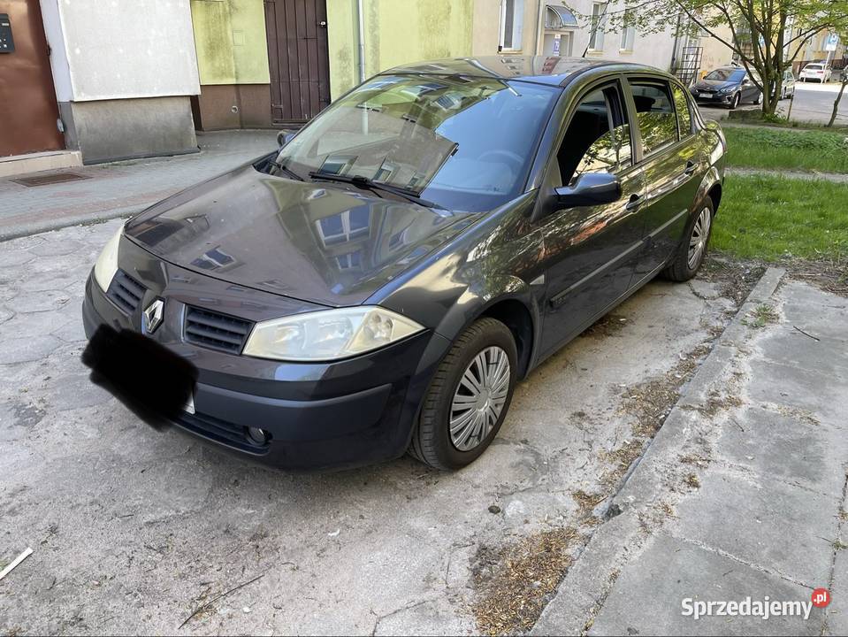 Oferuję na sprzedaż renówke z 2006 roku z Sedan / Limuzyna zachodniopomorskie Koszalin