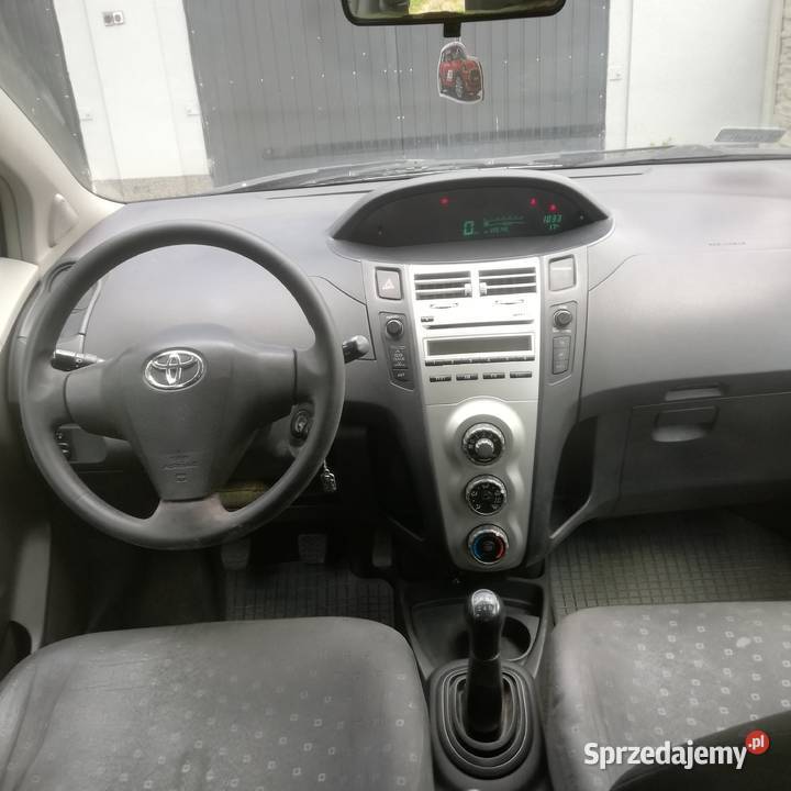 Toyota Yaris 2 Gaz Rok produkcji 2007 Yaris Jaworzno